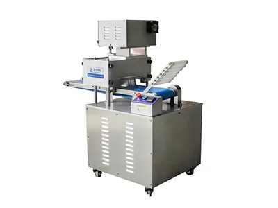 Machine de découpe automatique de pâte