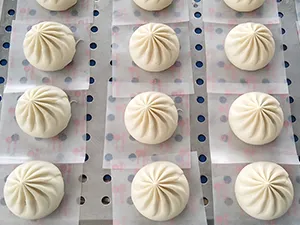 Ligne de production de petits pains fourrés